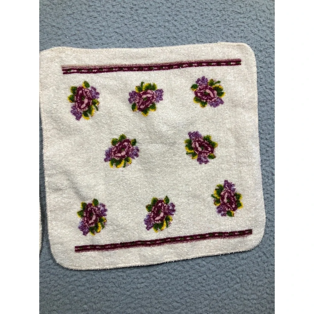 Vintage Cannon Bath Wash Cloths Beige Purple Floral 11‎ Inch Squares Lot of 2
